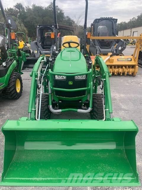 John Deere 1025R Tractores compactos