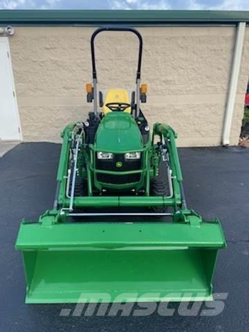 John Deere 1025R Tractores compactos