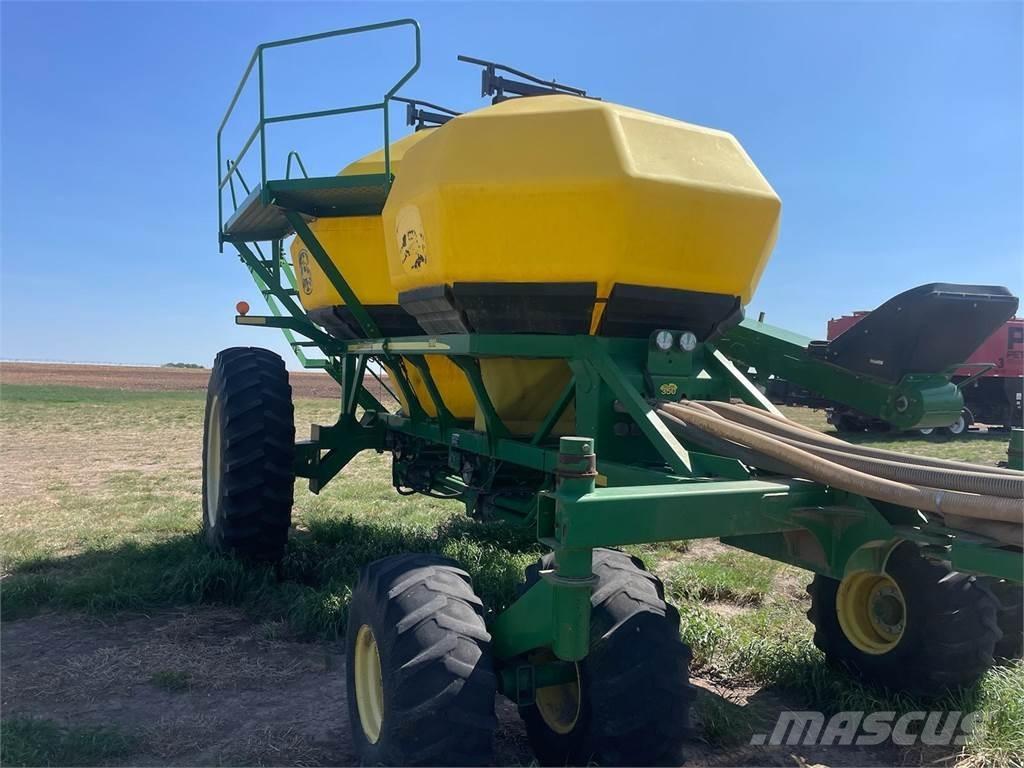 John Deere 1910 Taladros