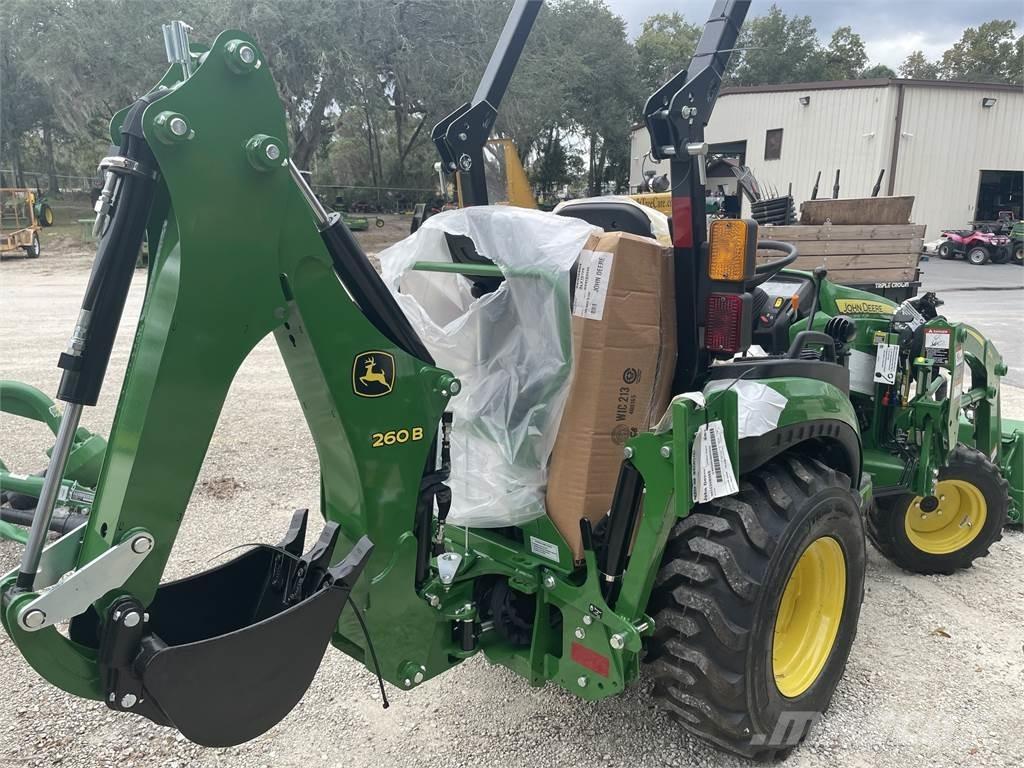 John Deere 2025R Tractores compactos