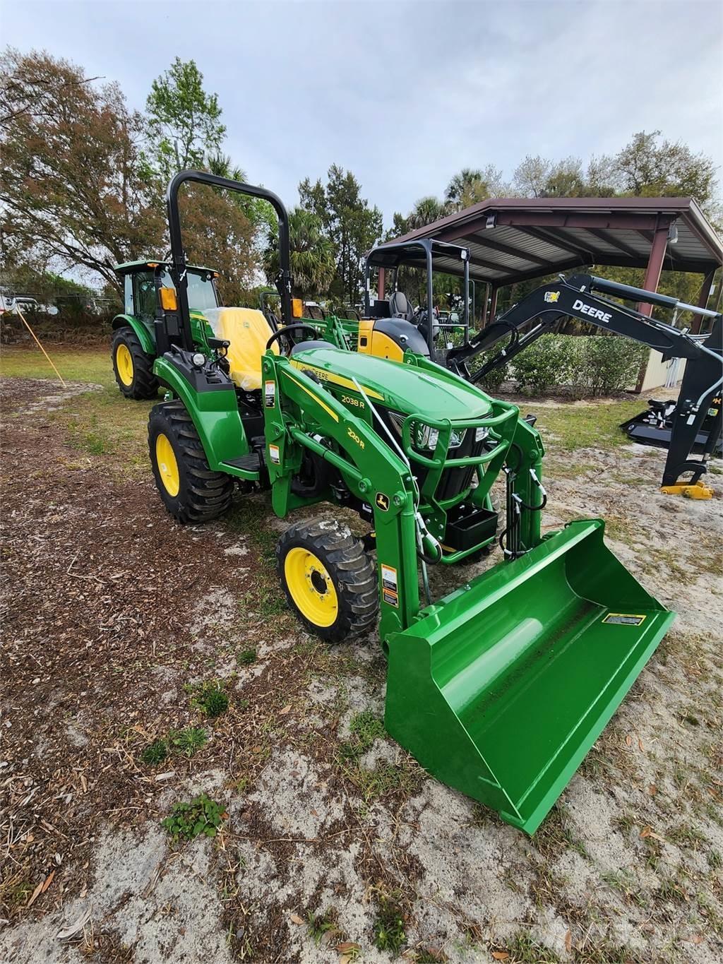 John Deere 2038R Tractores compactos