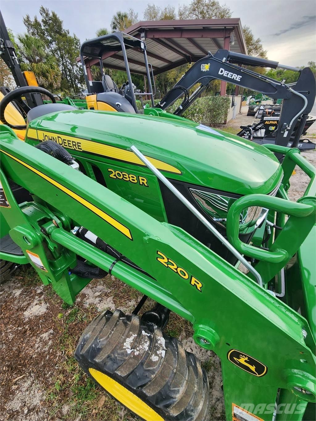 John Deere 2038R Tractores compactos
