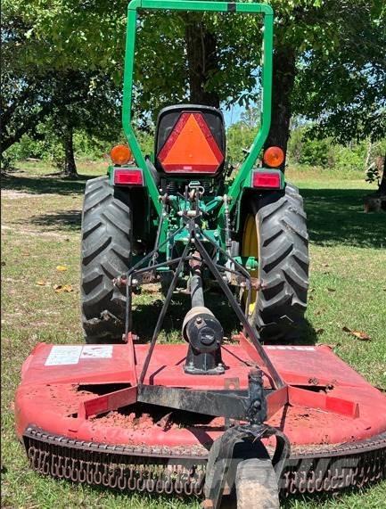 John Deere 3005 Tractores compactos