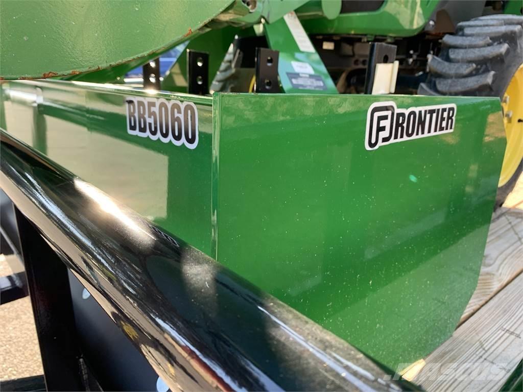 John Deere 3032E Tractores compactos