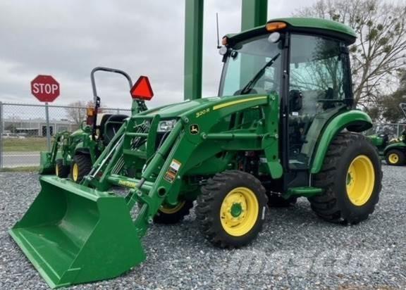 John Deere 3046R Tractores