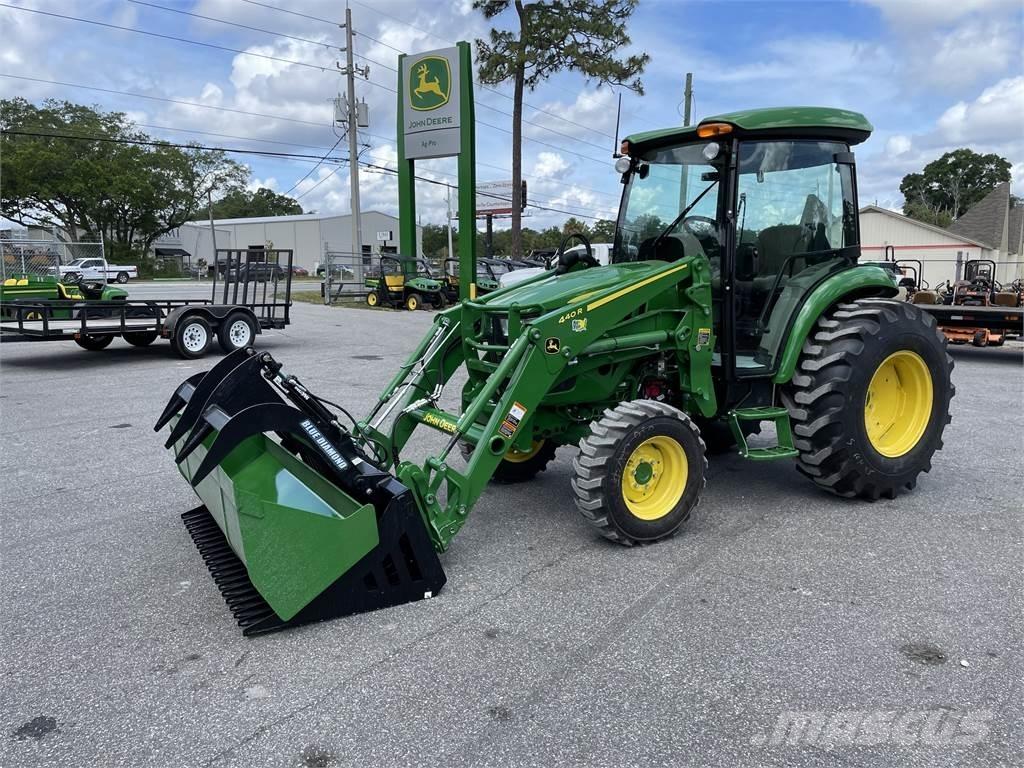 John Deere 4052R Tractores