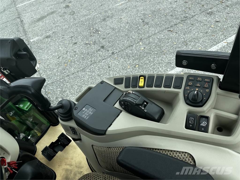 John Deere 4066R Tractores