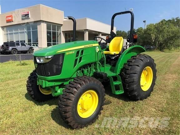 John Deere 5045E Tractores