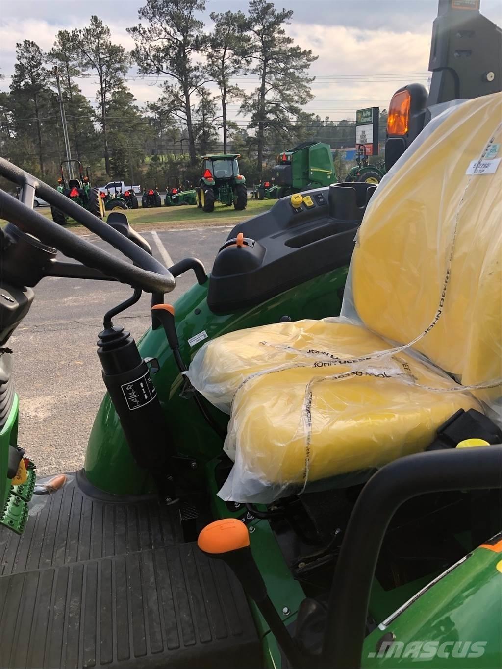 John Deere 5067E Tractores