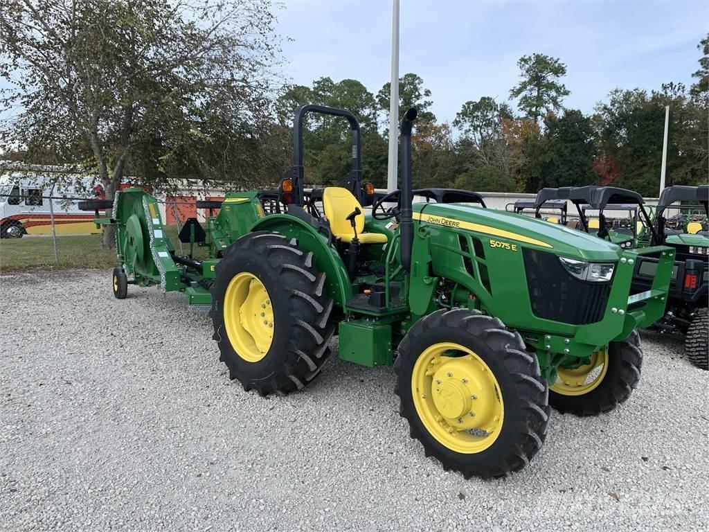John Deere 5075E Tractores