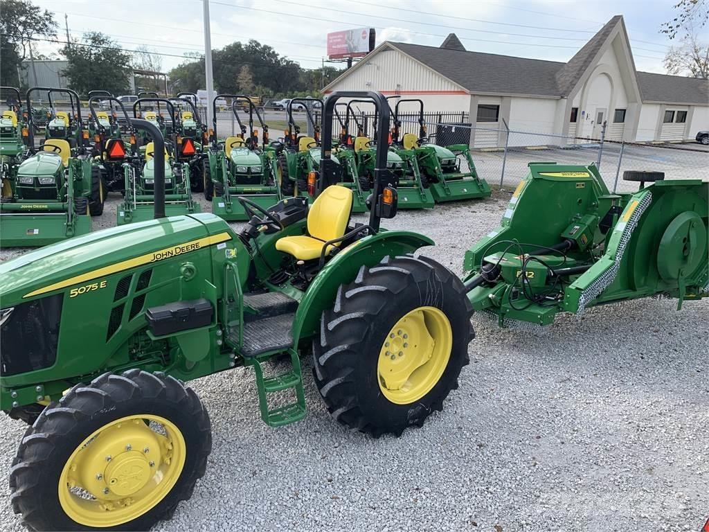 John Deere 5075E Tractores