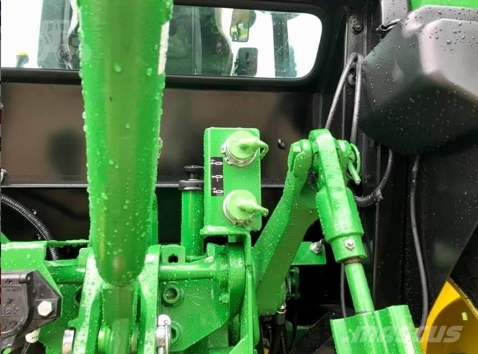 John Deere 5075E Tractores