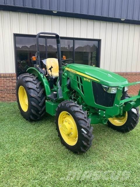 John Deere 5075E Tractores
