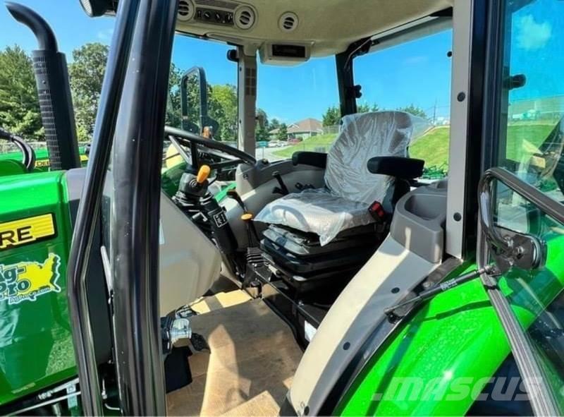 John Deere 5075E Tractores