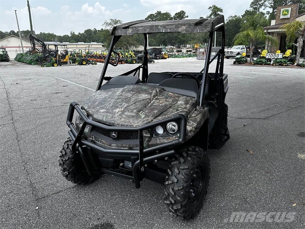 John Deere 590M Maquinarias para servicios públicos