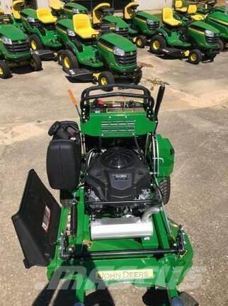 John Deere 636M Tractores corta-césped