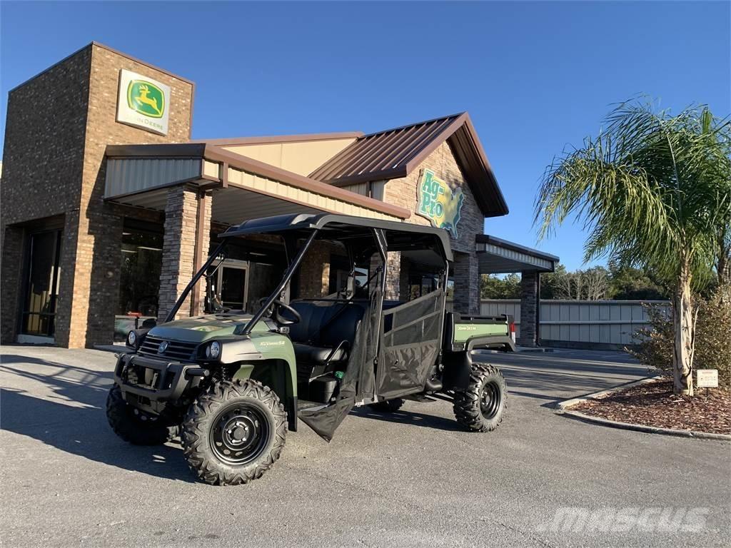 John Deere 855M Maquinarias para servicios públicos