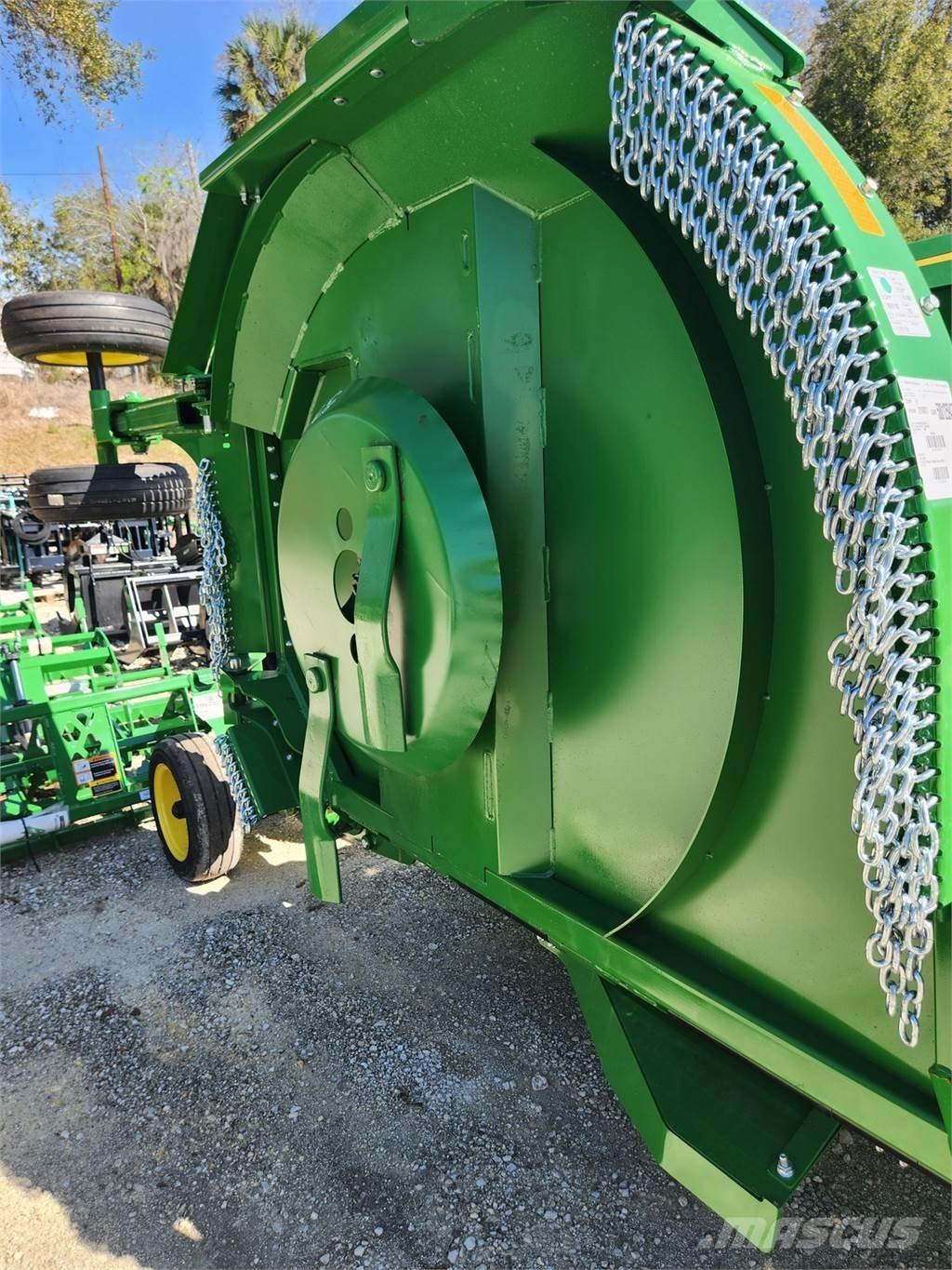 John Deere FC15M Desmenuzadoras, cortadoras y desenrolladoras de pacas