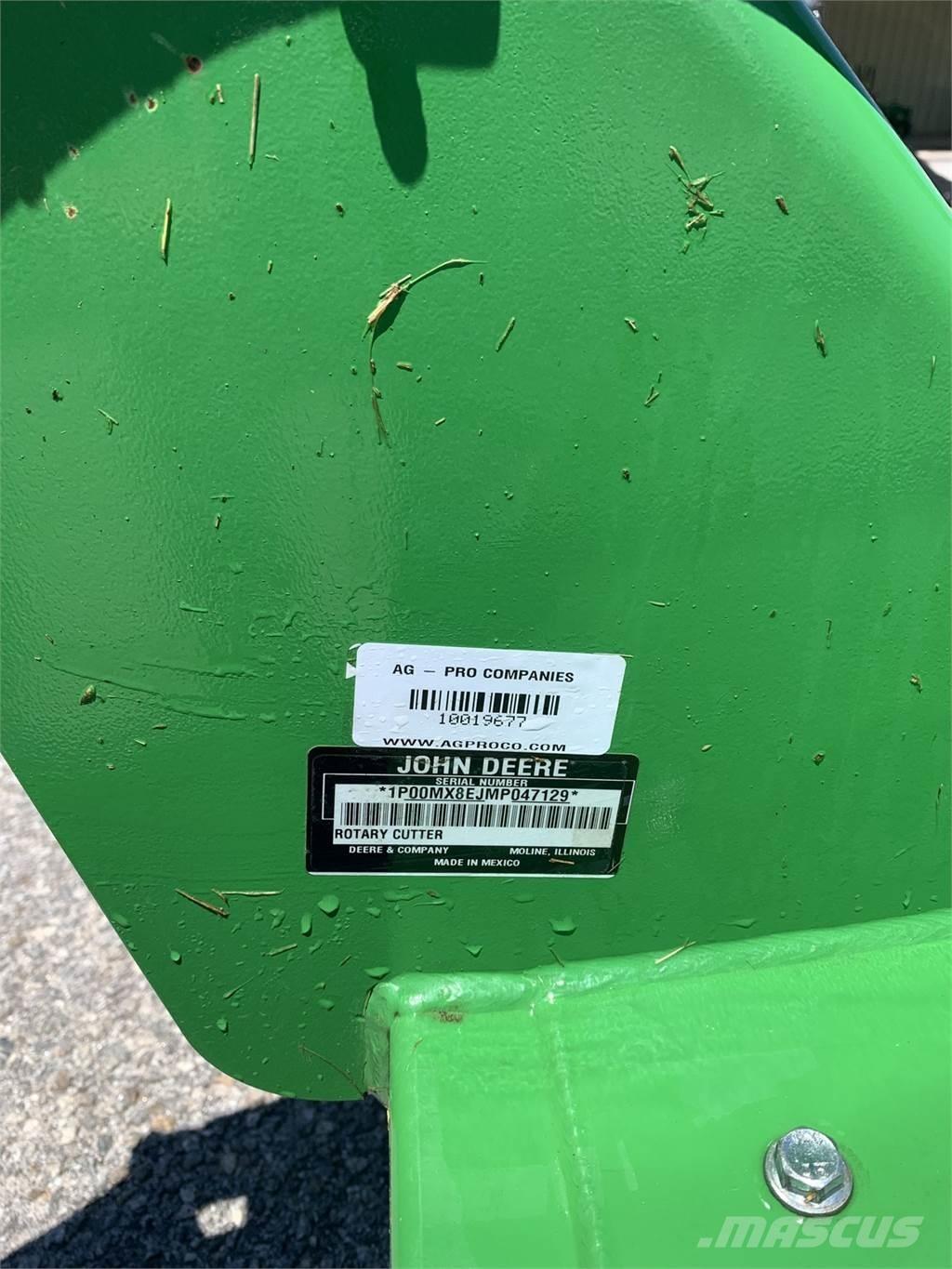 John Deere MX8 Desmenuzadoras, cortadoras y desenrolladoras de pacas