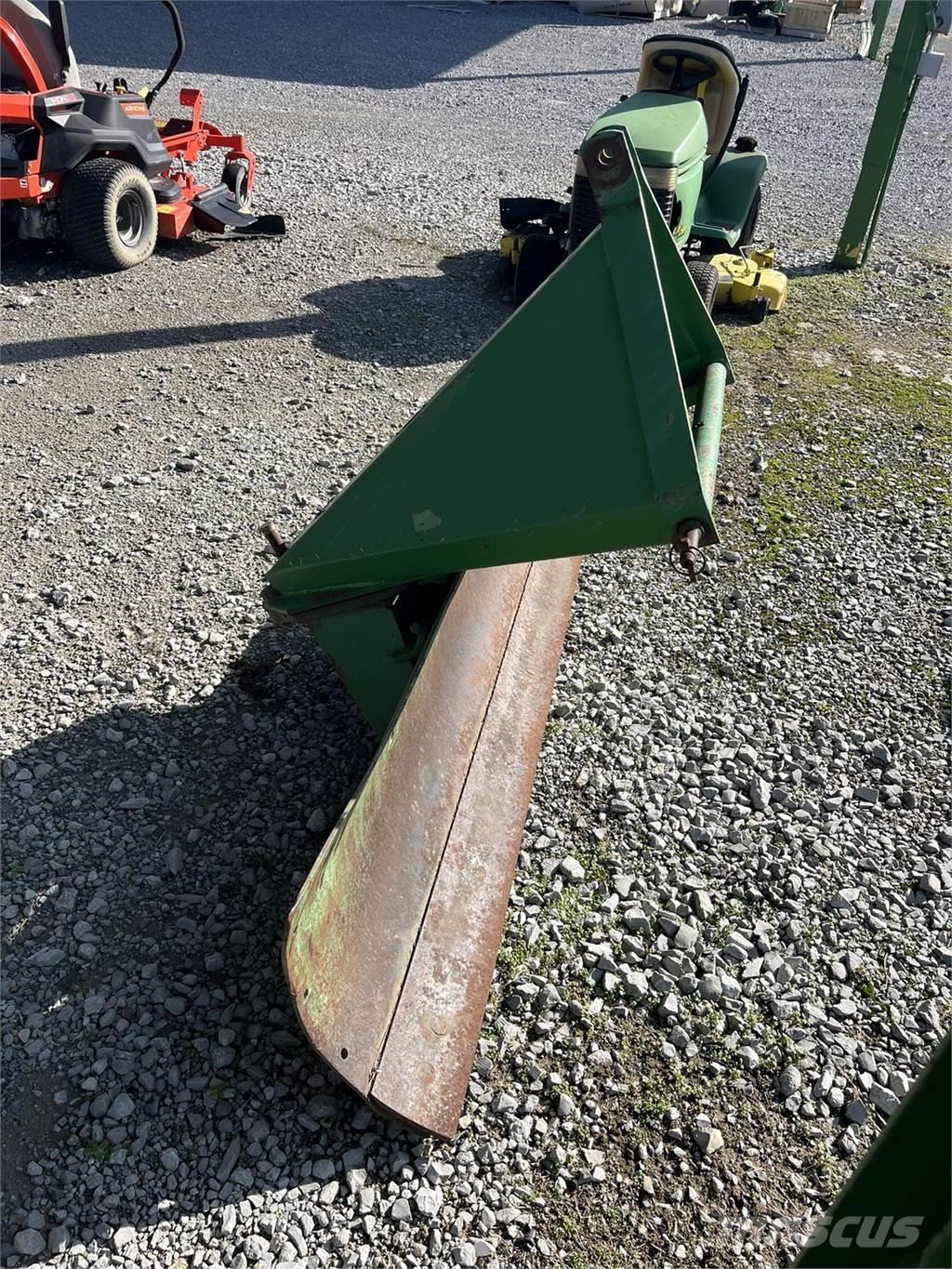 John Deere RB60 Hojas y cuñas quitanieves