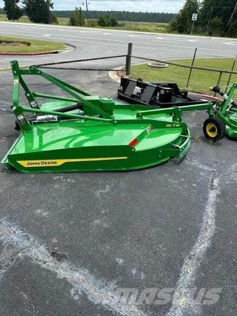 John Deere RC7M Desmenuzadoras, cortadoras y desenrolladoras de pacas