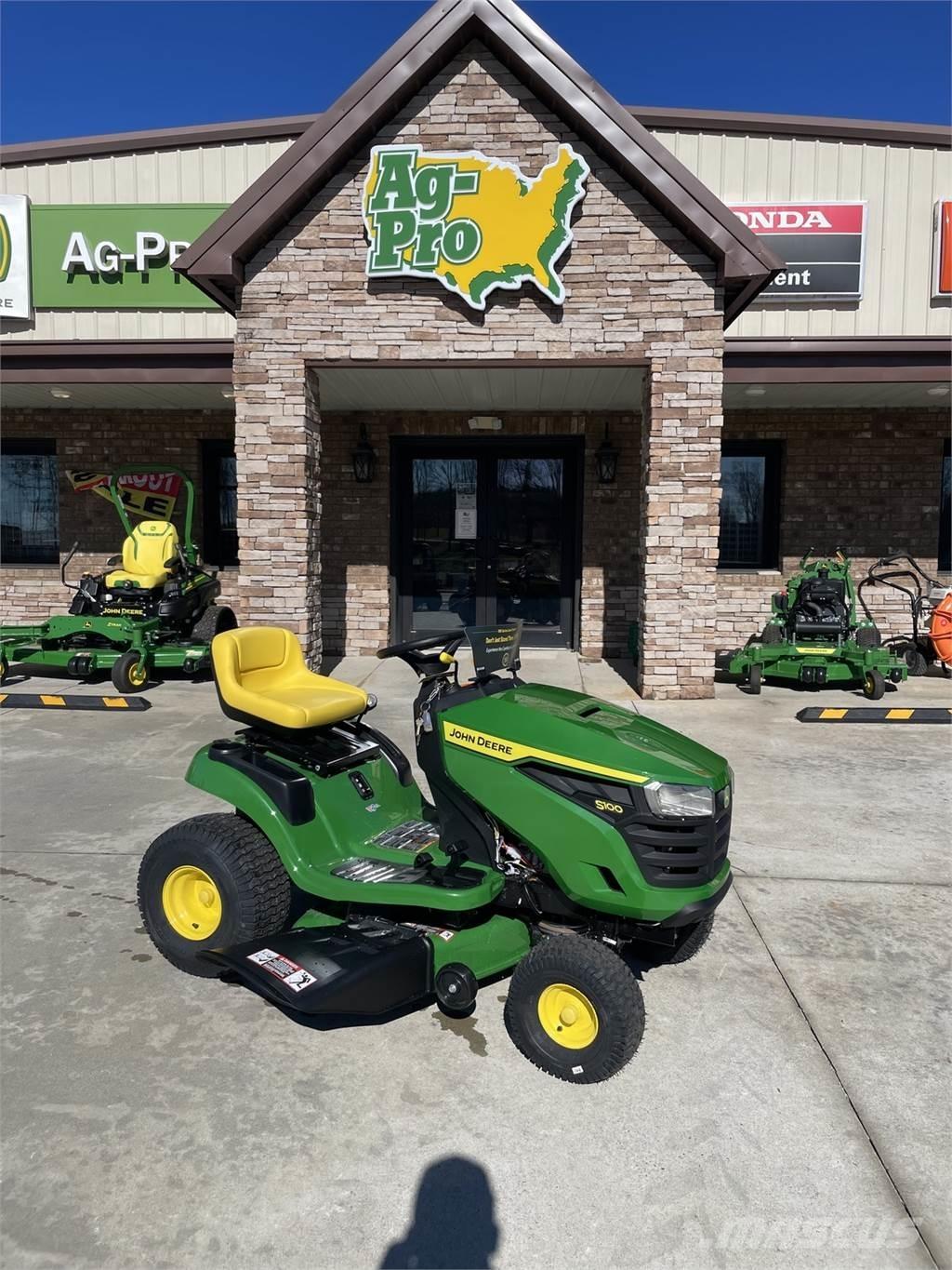 John Deere S100 Tractores corta-césped