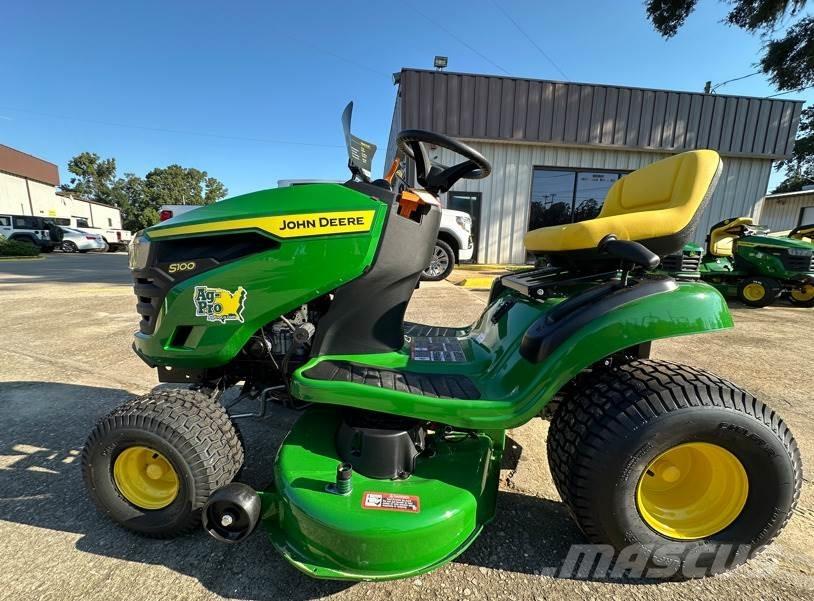 John Deere S100 Tractores corta-césped