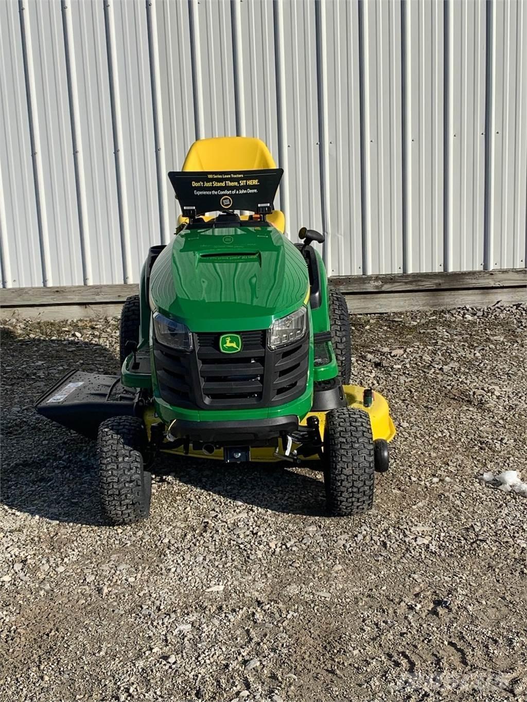 John Deere S110 Tractores corta-césped
