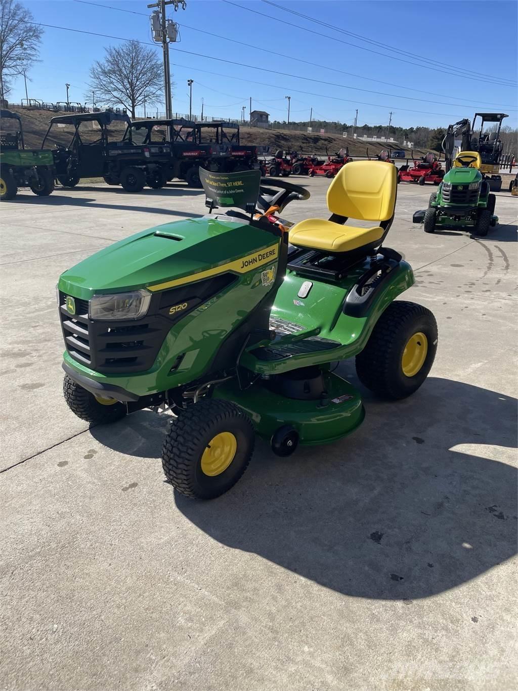 John Deere S120 Tractores corta-césped