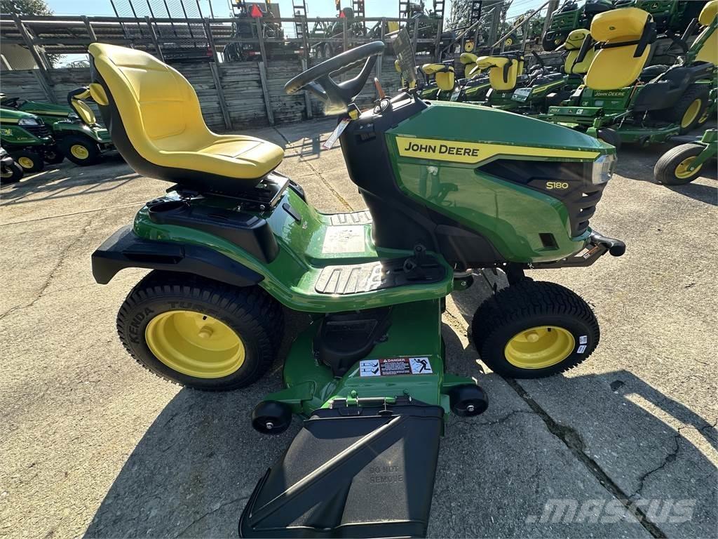 John Deere S180 Tractores compactos