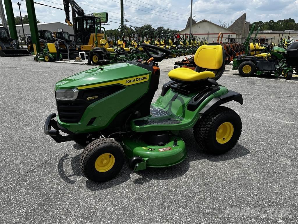 John Deere S240 Tractores compactos