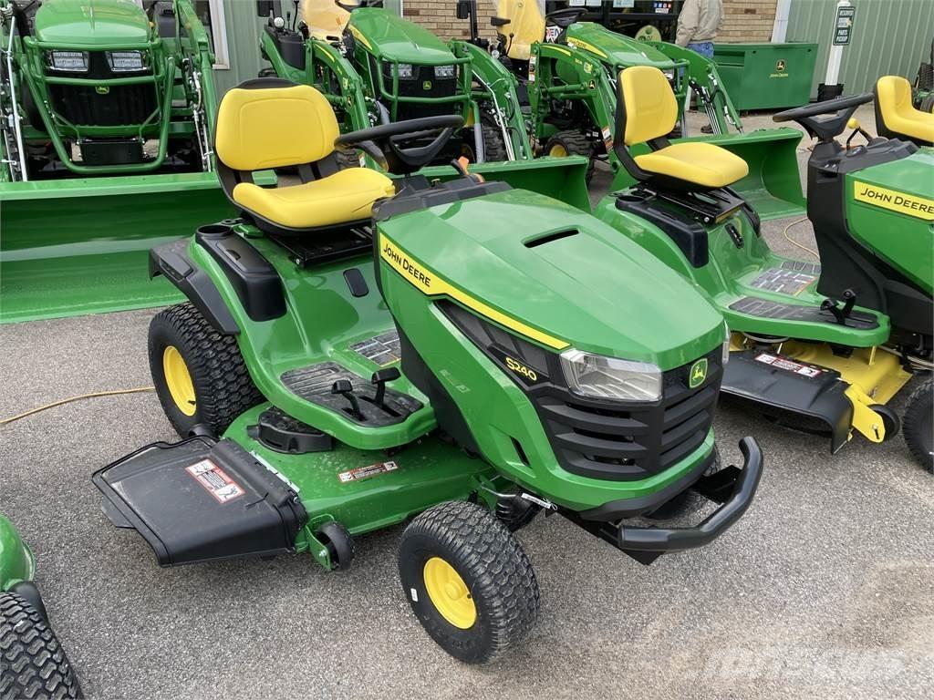 John Deere S240 Tractores compactos