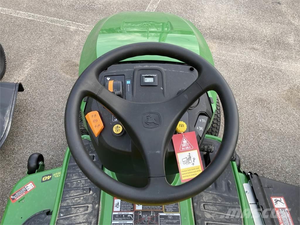 John Deere S240 Tractores compactos