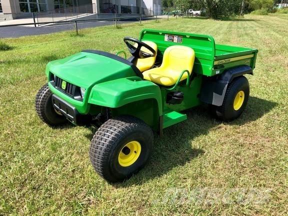 John Deere TS Maquinarias para servicios públicos