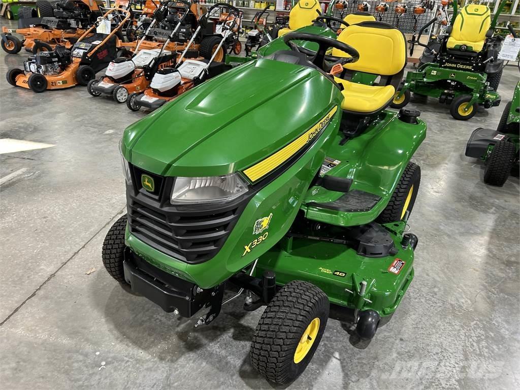 John Deere X330 Tractores compactos