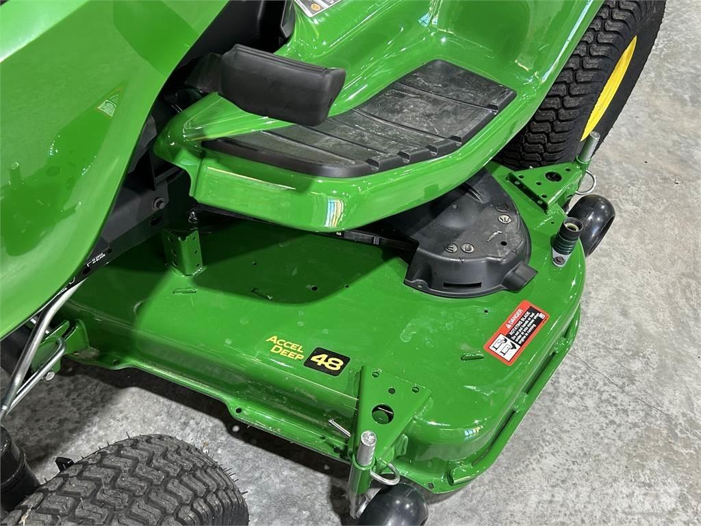 John Deere X330 Tractores compactos