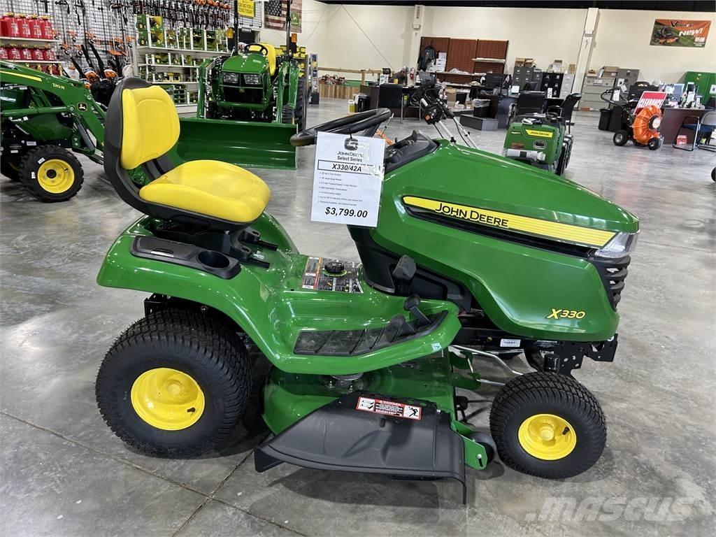 John Deere X330 Tractores compactos