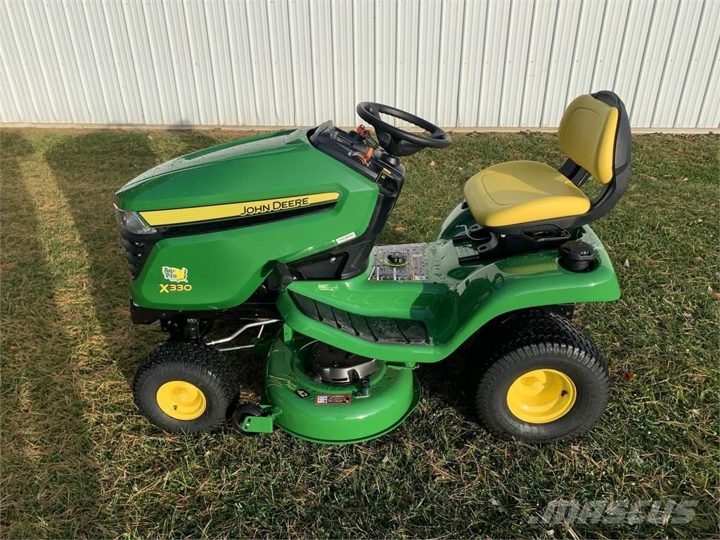 John Deere X330 Tractores compactos