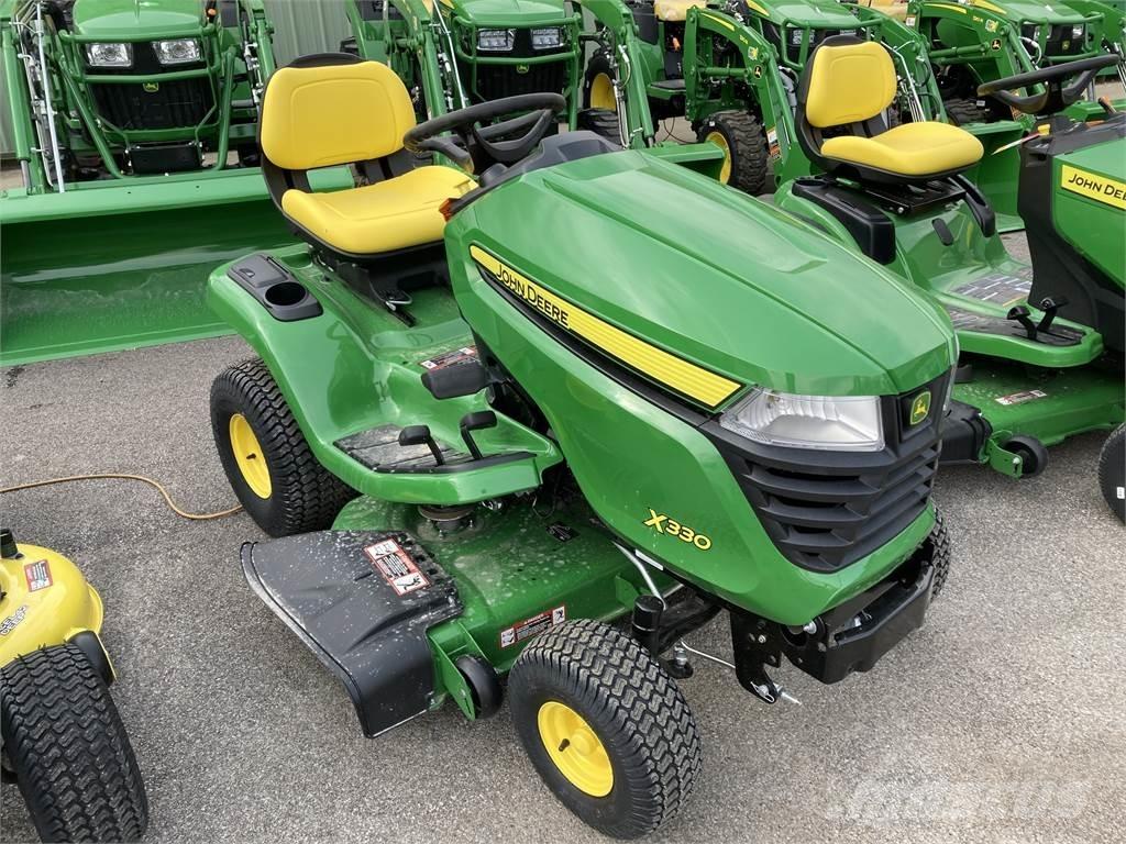 John Deere X330 Tractores compactos