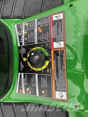 John Deere X370 Tractores compactos