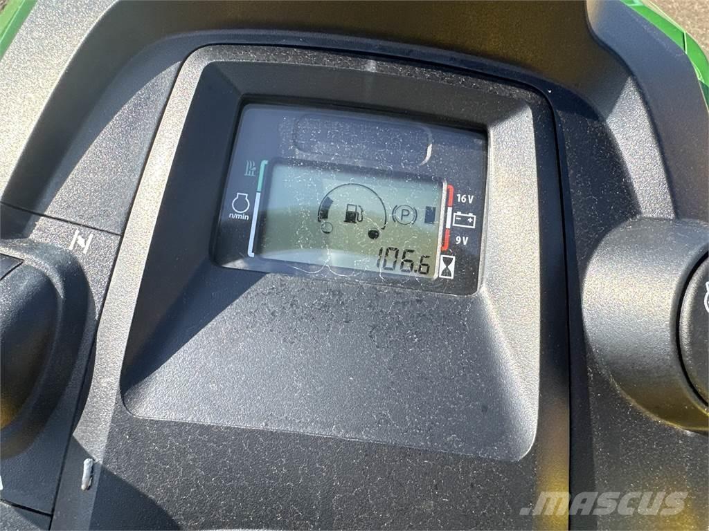 John Deere x380 Tractores compactos