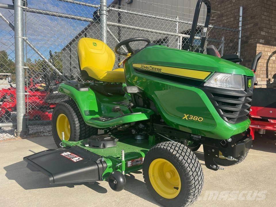 John Deere X380 Tractores compactos