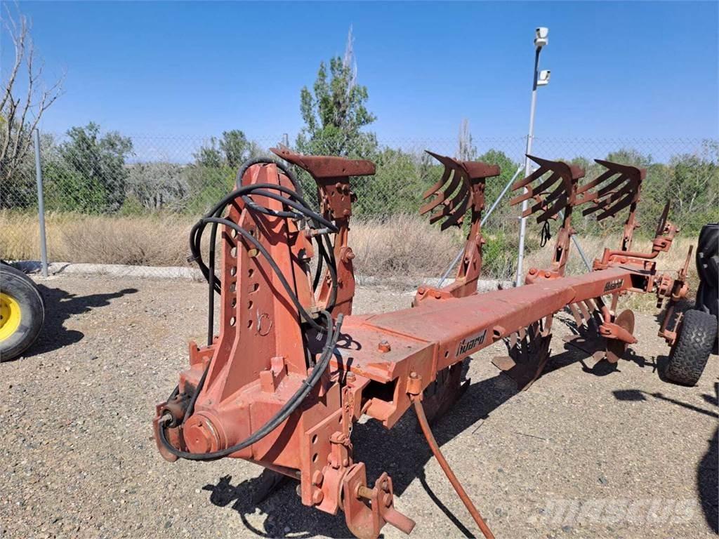 Kuhn ARADO KUHN Otras máquinas y aperos de labranza