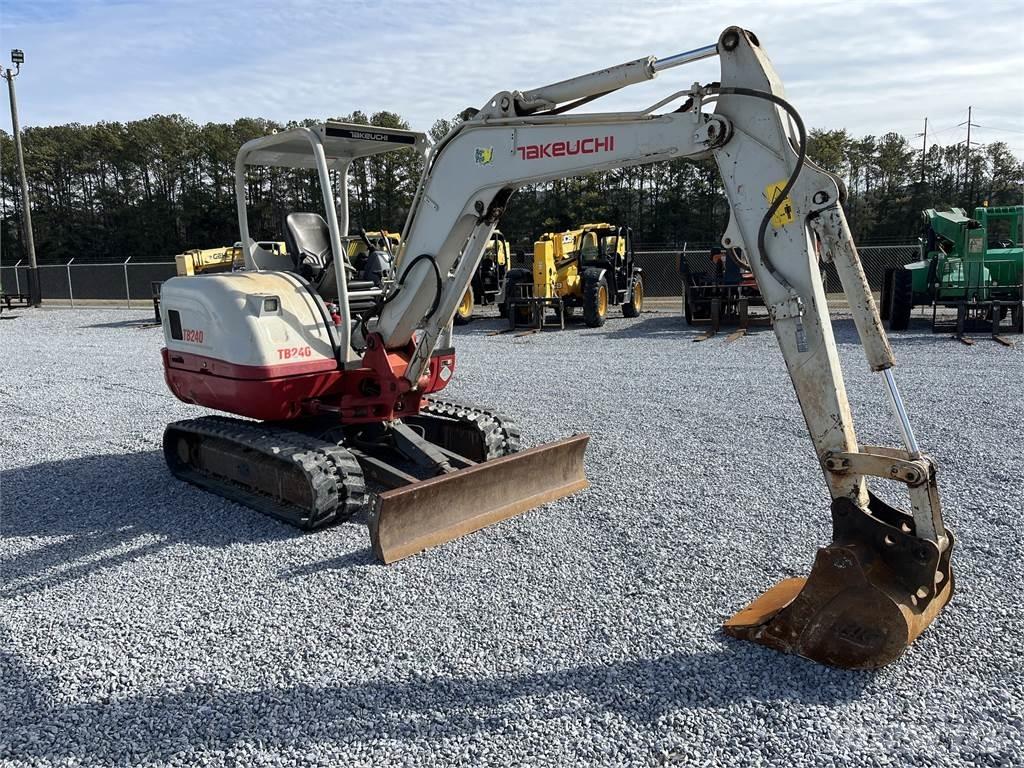 Takeuchi TB240 Excavadoras sobre orugas