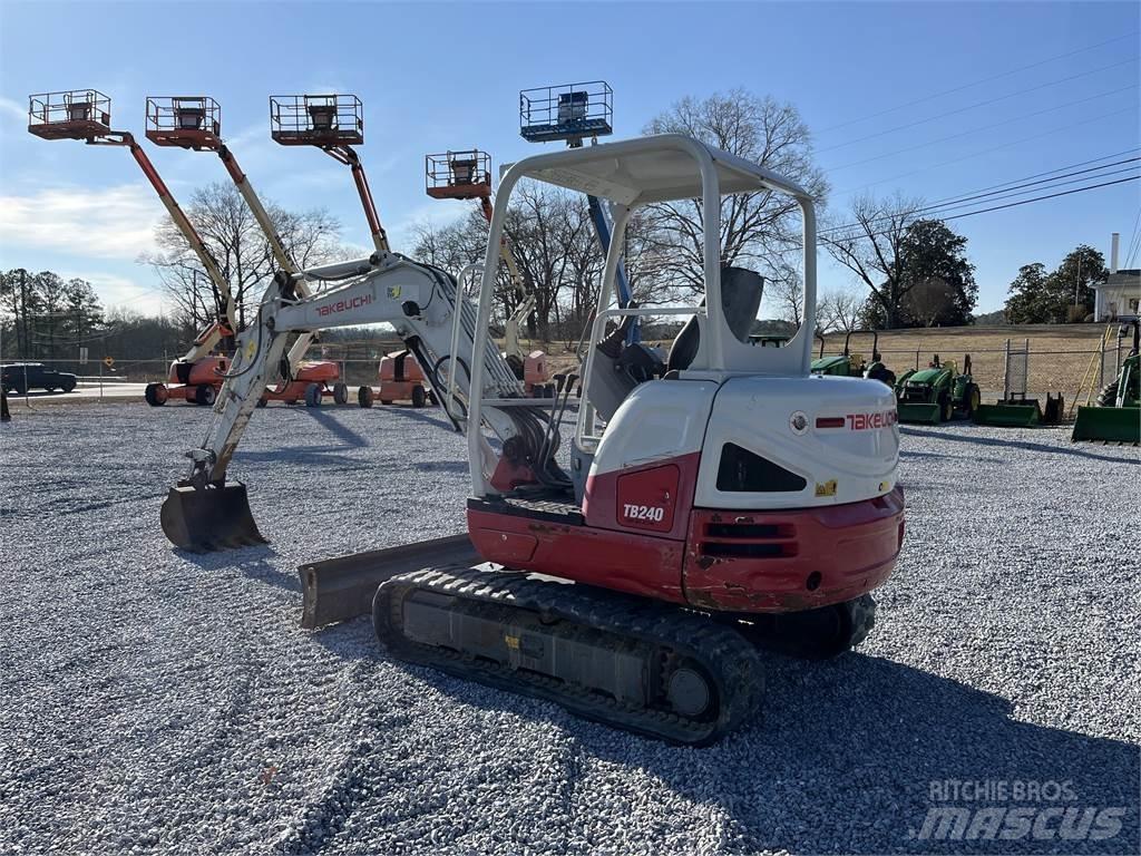 Takeuchi TB240 Miniexcavadoras