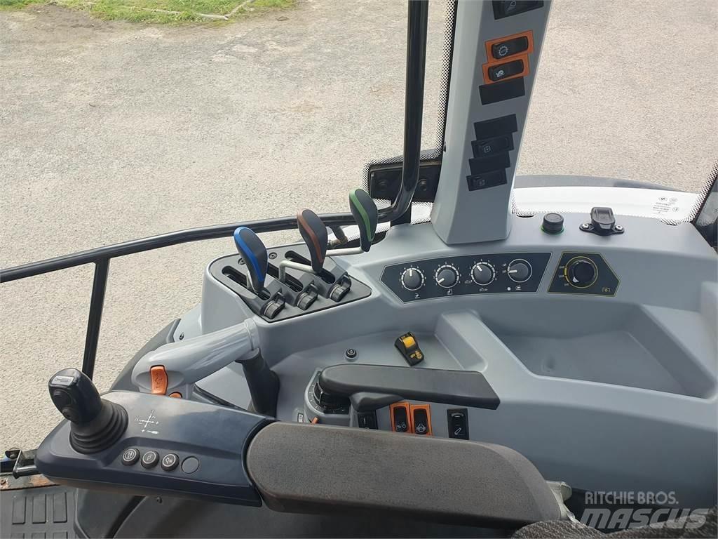 Valtra A104 Tractores