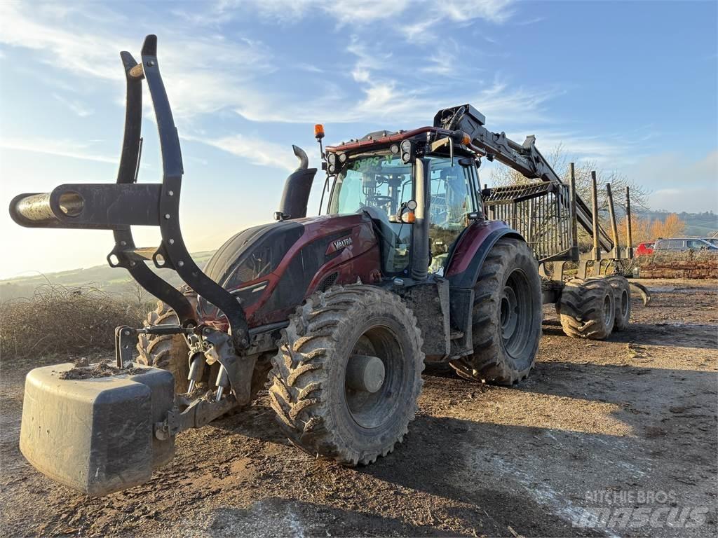 Valtra T174 Transportadoras