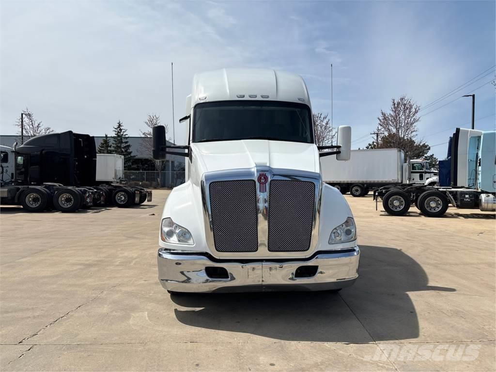 Kenworth T680 Camiones tractor