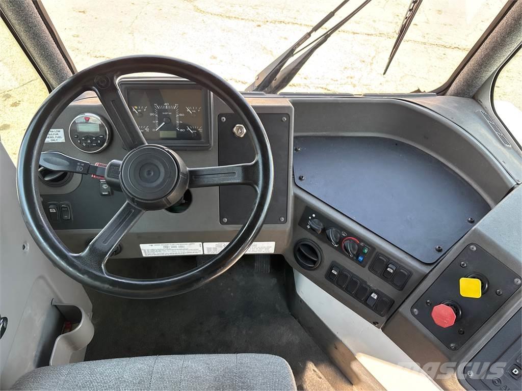 Ottawa T2 4X2 Otros camiones