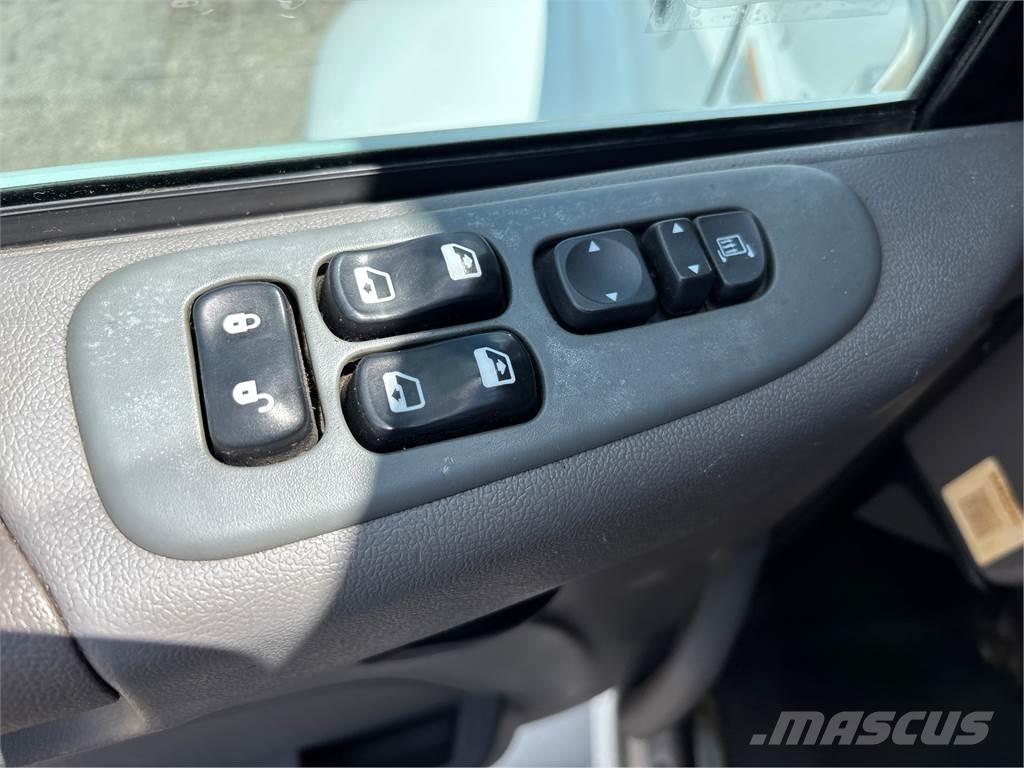 Peterbilt 337 Camiones con caja de remolque